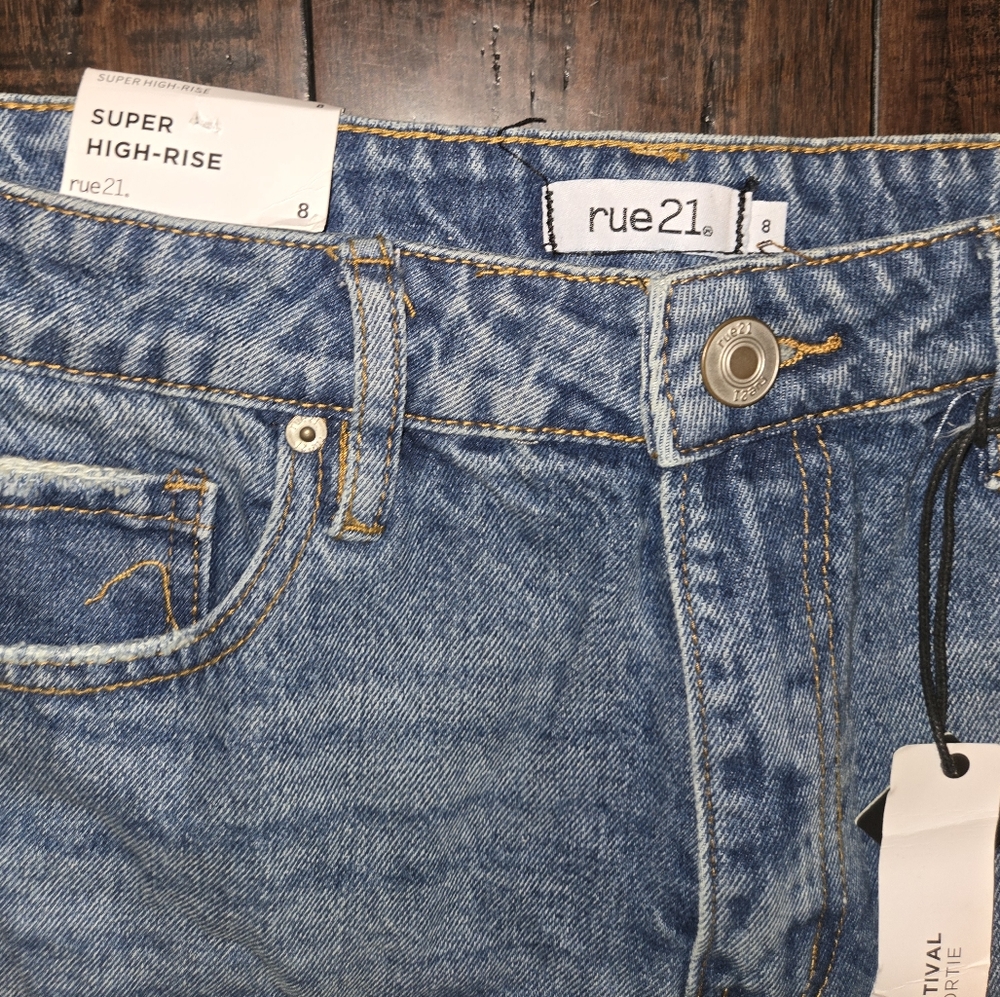 Rue21 Blue High-Waisted Jean Shorts Sz 8 - Picture 2 of 4